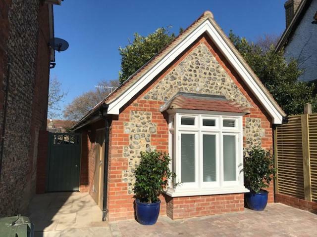 The Coach House 75 Epsom Road Apartment Guildford Ngoại thất bức ảnh